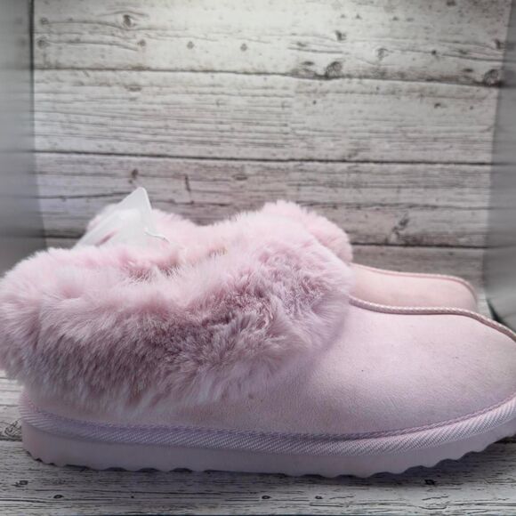 Cat & Jack Kids Piper Faux Fur Cuff Scuff Slippers - Picture 2 of 5